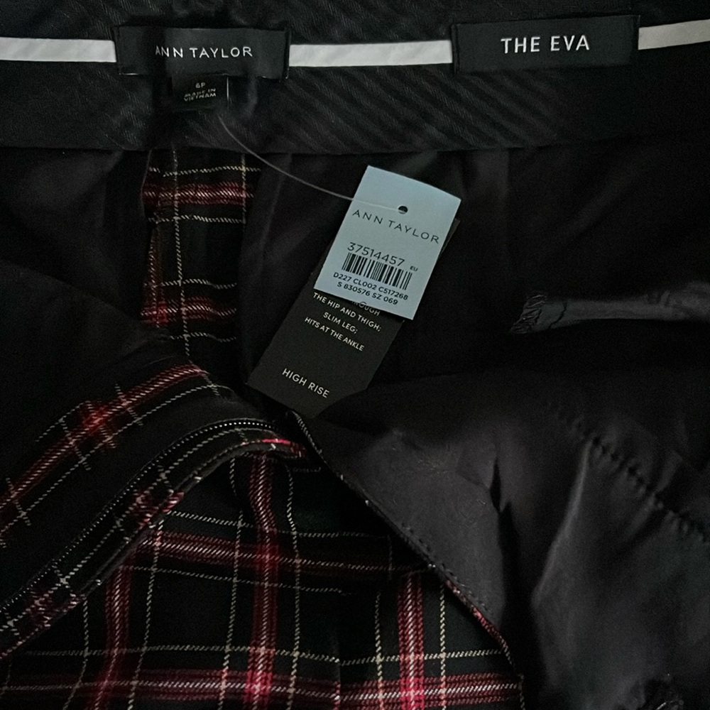The Petite Eva Ankle Pant In Plaid - Picture 4 of 5